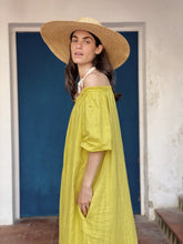 Load image into Gallery viewer, VESTIDO BARDOT LINO AMARILLO