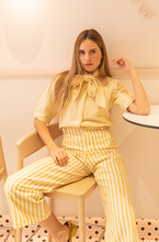 Load image into Gallery viewer, PANTALONES PANNA RAYAS AMARILLAS
