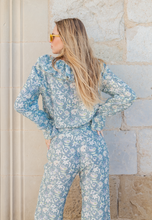 Cargar imagen en el visor de la galería, PANTALÓN BARAKAH FLORES AZULES