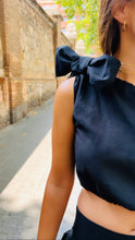 Load image into Gallery viewer, BLACK LINEN PANAMA TOP